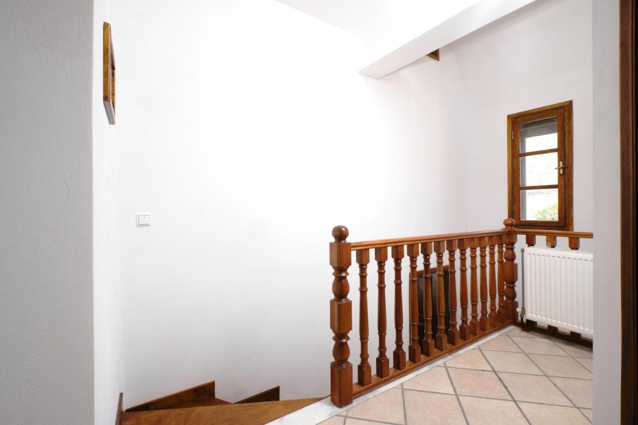 Private Villa Evgenia With Swimming Pool Perissa  Exterior photo